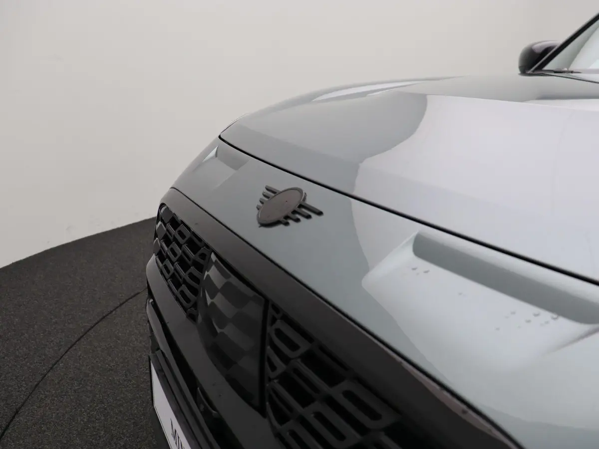 2.0 S ALL4 John Cooper Works + XL Pakket + Pano + Getinte Ruiten