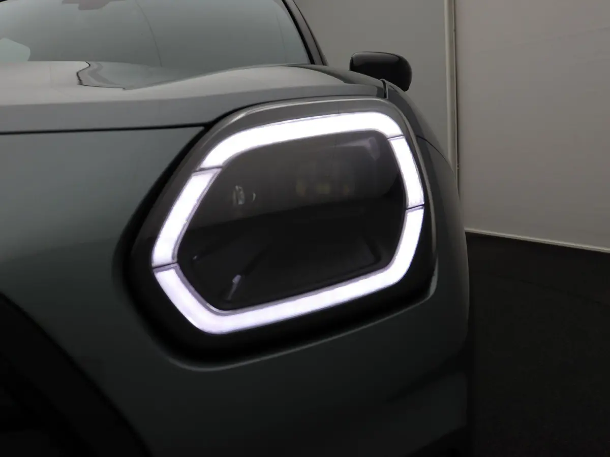 2.0 S ALL4 John Cooper Works + XL Pakket + Pano + Getinte Ruiten