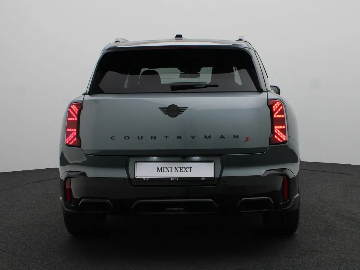 2.0 S ALL4 John Cooper Works + XL Pakket + Pano + Getinte Ruiten