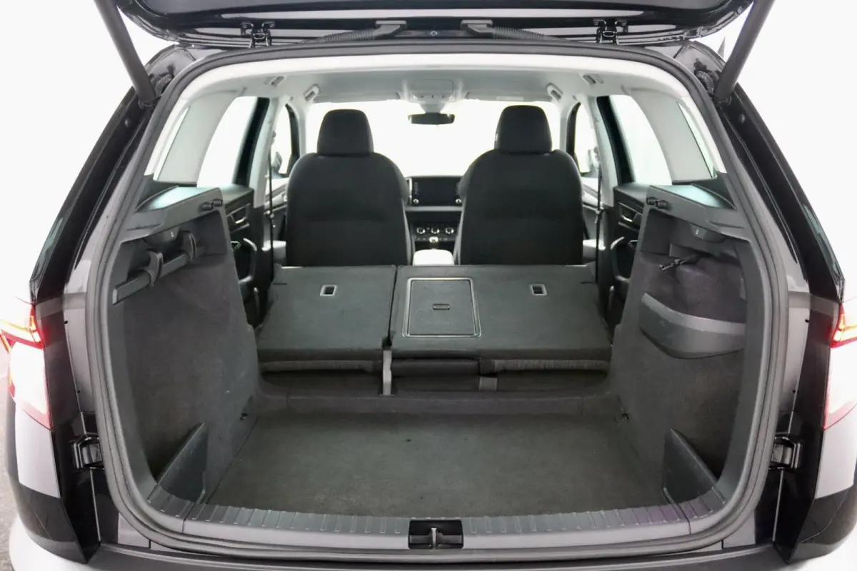 1.0 TSI Business Edition Plus zwart