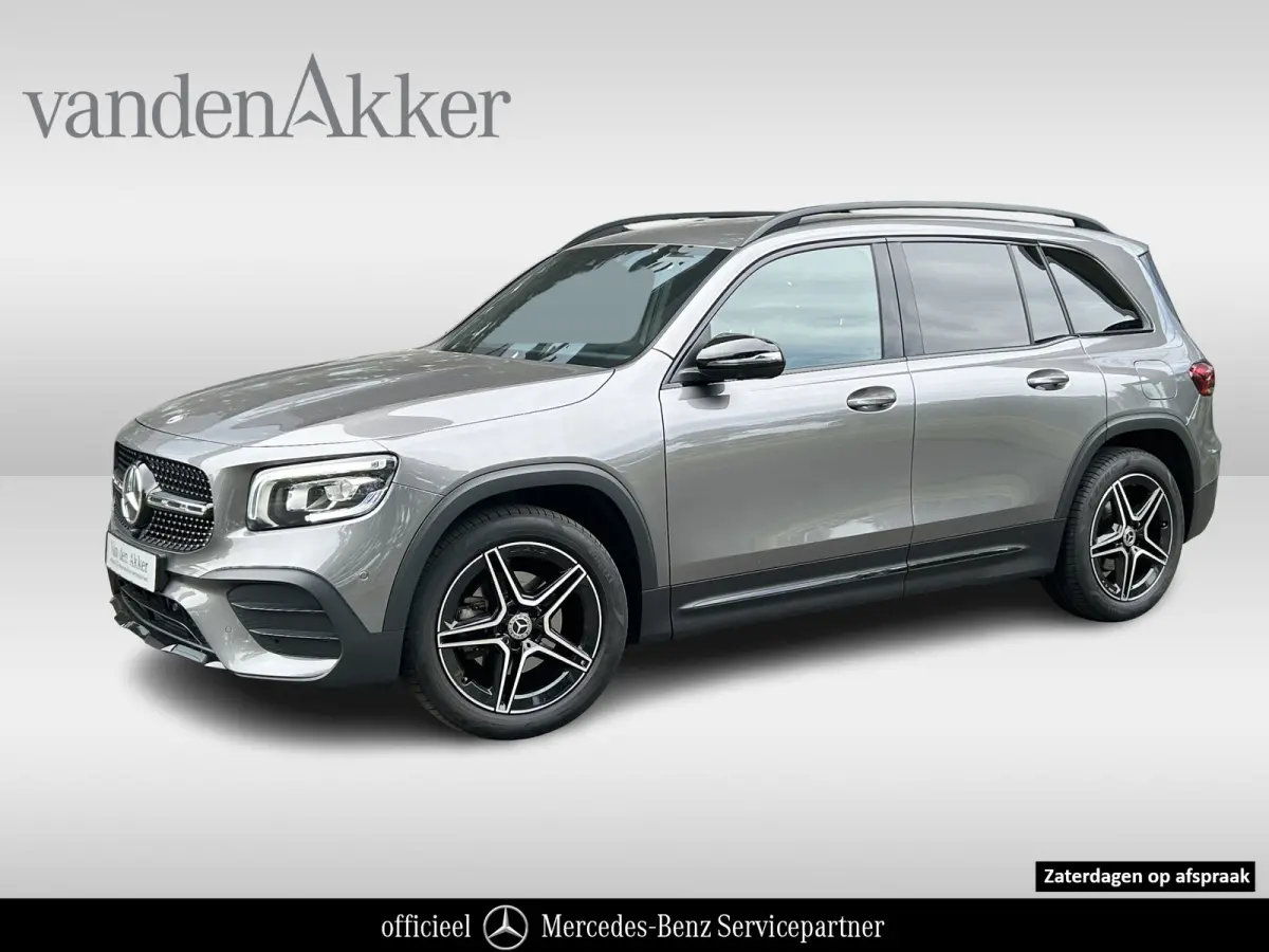 200 AMG // Trekhaak // 360 Camera // Nightpakket // Carplay // Augmented Reality // 19" AMG Velgen