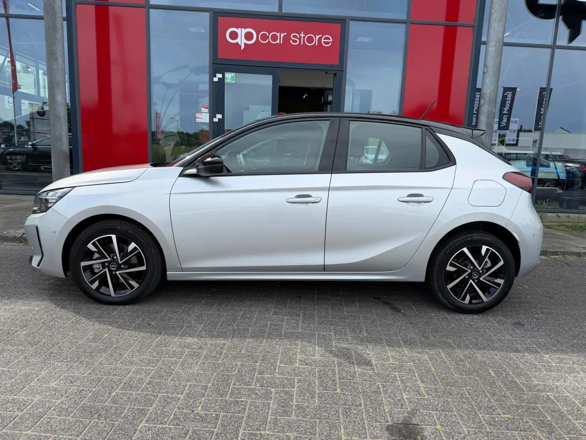1.2 Turbo Hybrid | LED | Camera | Parksens | Carplay | Dode hoek sensor | Two Tone |