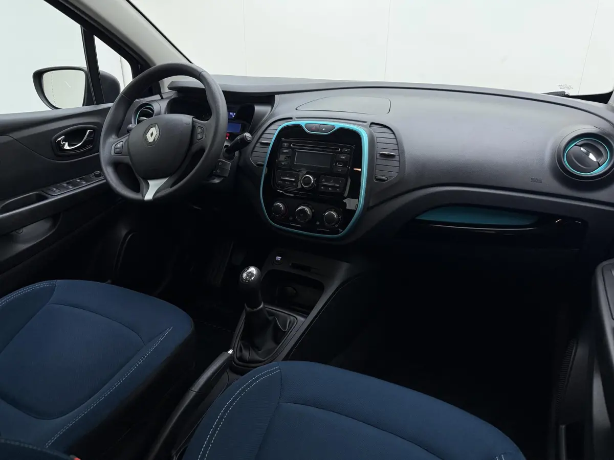 0.9 TCe Authentique | Airco | Cruise Control | Bluetooth Telefonie | Multifunctioneel Stuurwiel | Lichtmetalen Velgen |