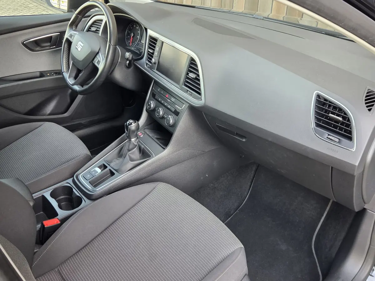 1.0 EcoTSI Style Business Intense