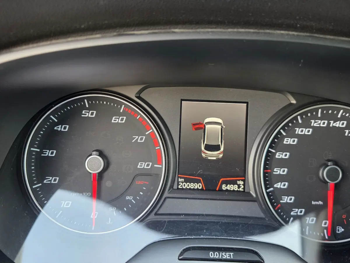 1.0 EcoTSI Style Business Intense