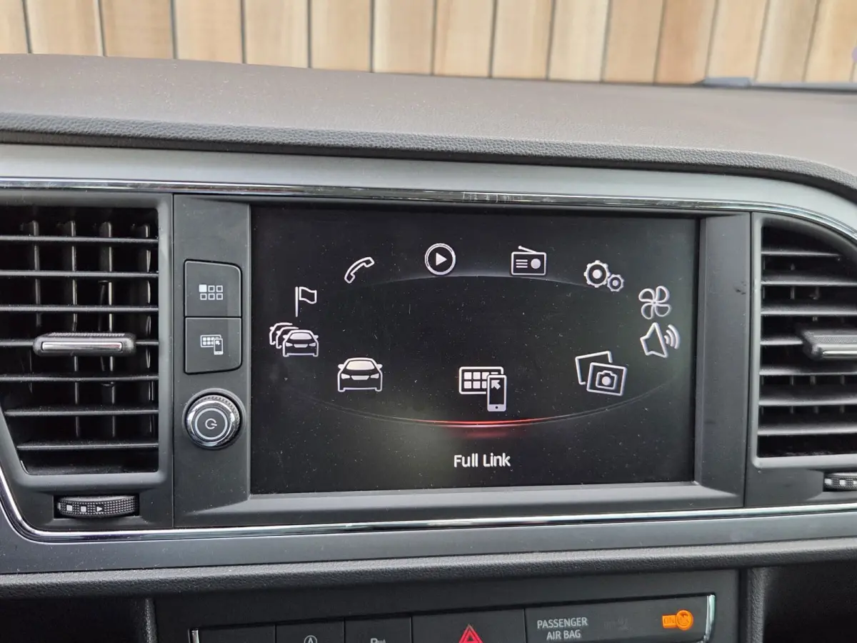 1.0 EcoTSI Style Business Intense