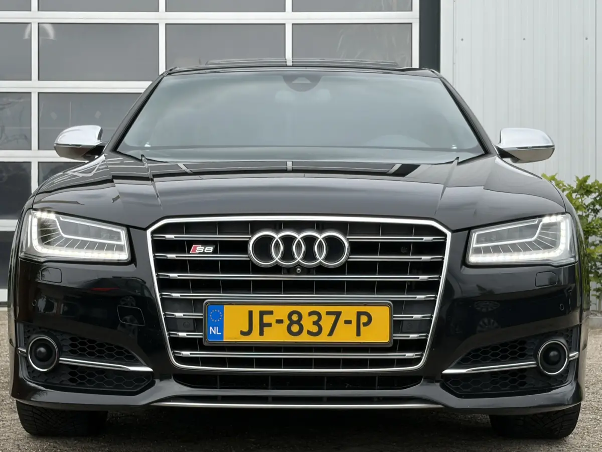 4.0 TFSI S8 quattro 520pk | Bang & Olufsen Sound | Cruise control adaptief met stop&go | Dab | Elektrisch glazen schuif-/kanteldak | Matrix led koplampen | Rondomzicht camera | Voorstoelen m