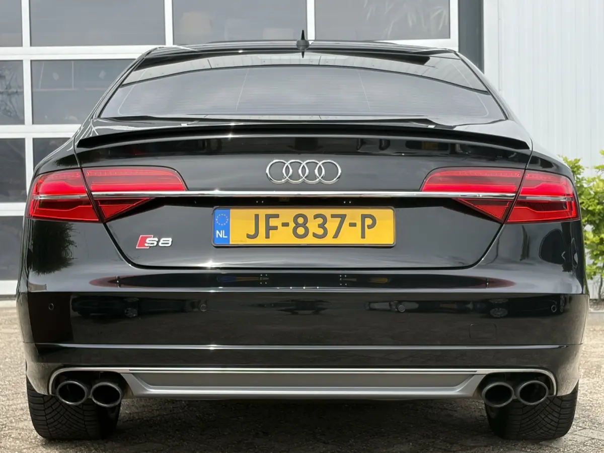 4.0 TFSI S8 quattro 520pk | Bang & Olufsen Sound | Cruise control adaptief met stop&go | Dab | Elektrisch glazen schuif-/kanteldak | Matrix led koplampen | Rondomzicht camera | Voorstoelen m