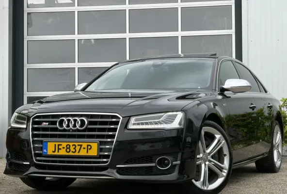 4.0 TFSI S8 quattro 520pk | Bang & Olufsen Sound | Cruise control adaptief met stop&go | Dab | Elektrisch glazen schuif-/kanteldak | Matrix led koplampen | Rondomzicht camera | Voorstoelen m