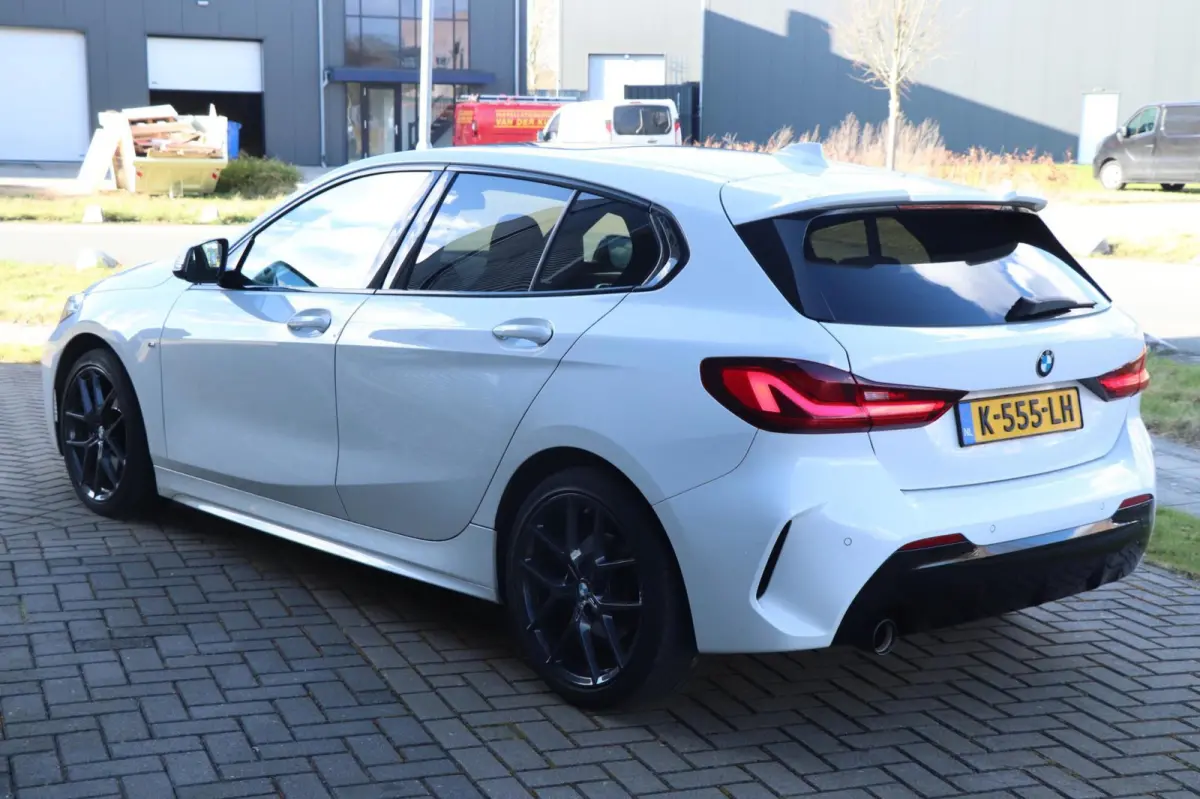 118i | M-Sport | M-Pakket - PANO - VIRT.COCKPIT - VOL!