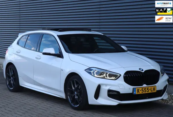 118i | M-Sport | M-Pakket - PANO - VIRT.COCKPIT - VOL!
