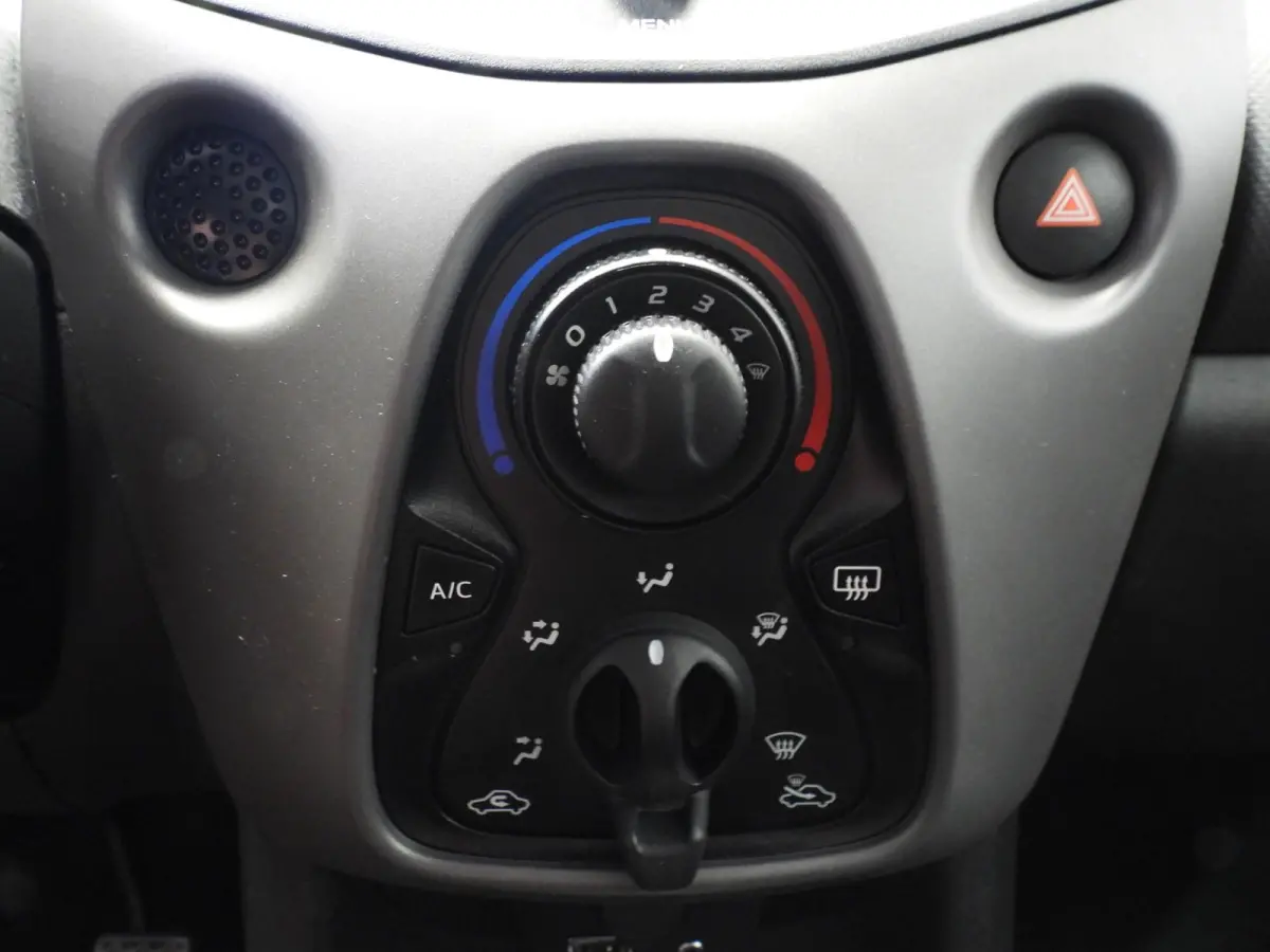 1.0 e-VTi Active AIRCO/BLUETOOTH!