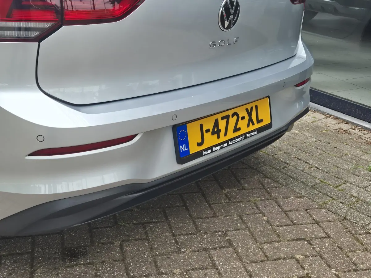 1.0 TSI Life | Navigatie via Apple carplay | Climate Control | Parkeersensoren | Licht metalen velgen