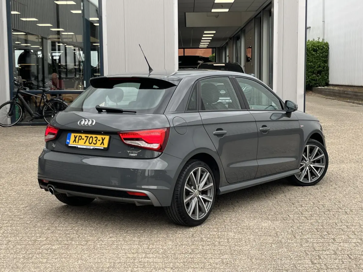 1.0 TFSI Advance Sport S-Line | NL Auto/1e Eig./Navi/Airco/Cruise/17"/PDC V+A