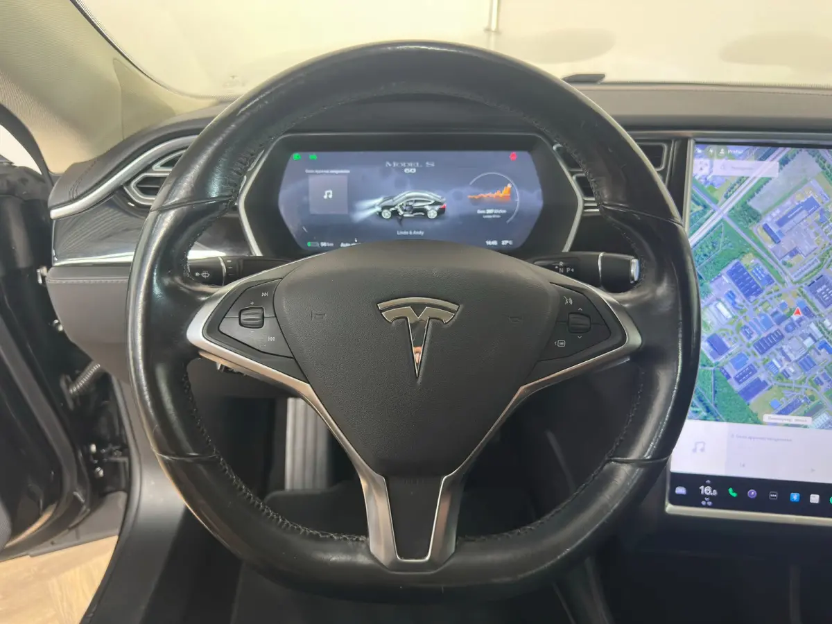 60 Base|FREE SUPERCHARGE|NW ACCU met 30.000 KM|SC01|