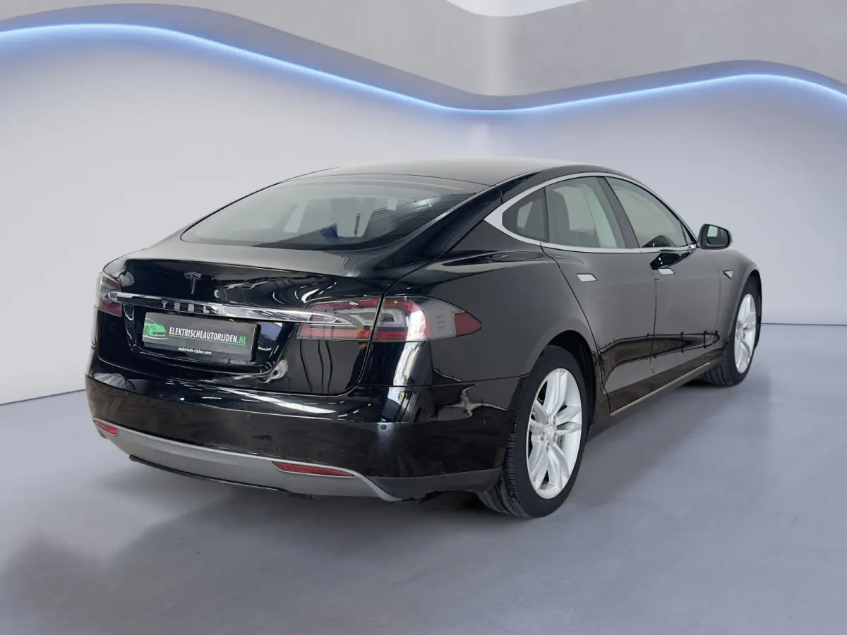60 Base|FREE SUPERCHARGE|NW ACCU met 30.000 KM|SC01|