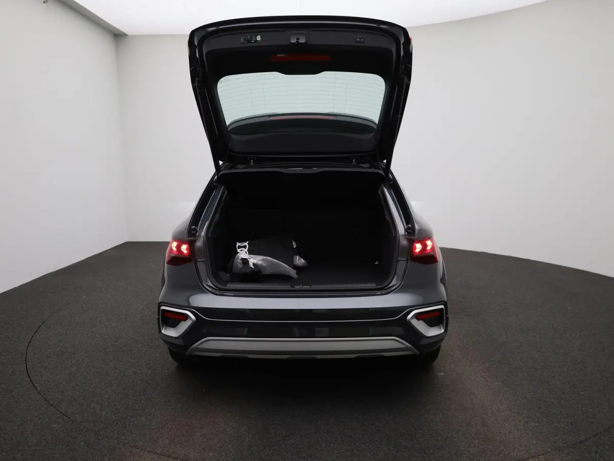 40 TFSI e Advanced edition | Adaptive cruise control | Dodehoekdetectie | Stoelverwarming | Achteruitrijcamera | Climate control | Trekhaak | Navigatie | Ledkoplampen | Audi sound system