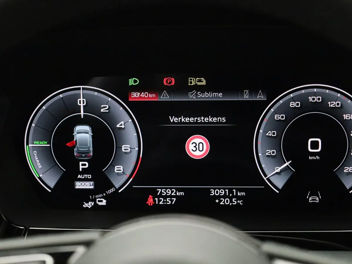 40 TFSI e Advanced edition | Adaptive cruise control | Dodehoekdetectie | Stoelverwarming | Achteruitrijcamera | Climate control | Trekhaak | Navigatie | Ledkoplampen | Audi sound system
