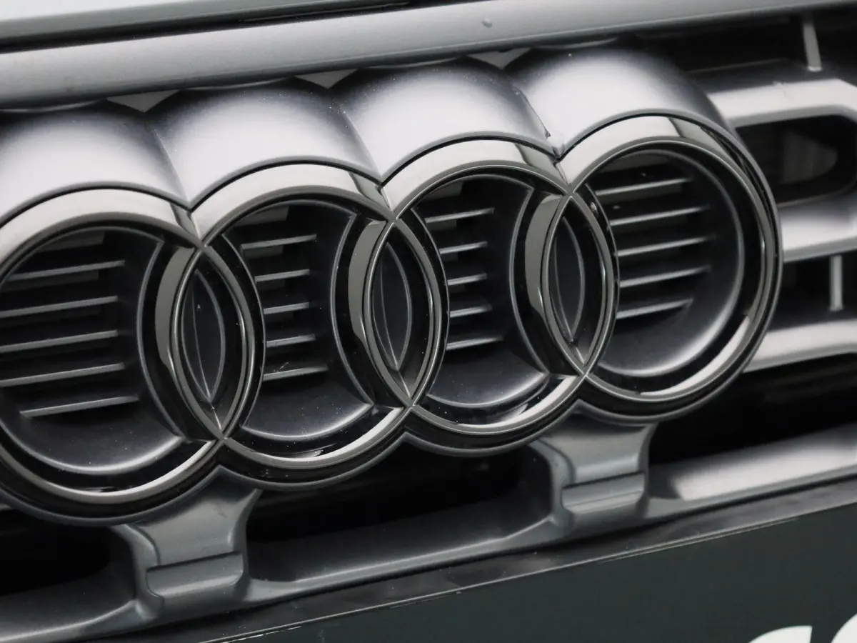 40 TFSI e Advanced edition | Adaptive cruise control | Dodehoekdetectie | Stoelverwarming | Achteruitrijcamera | Climate control | Trekhaak | Navigatie | Ledkoplampen | Audi sound system