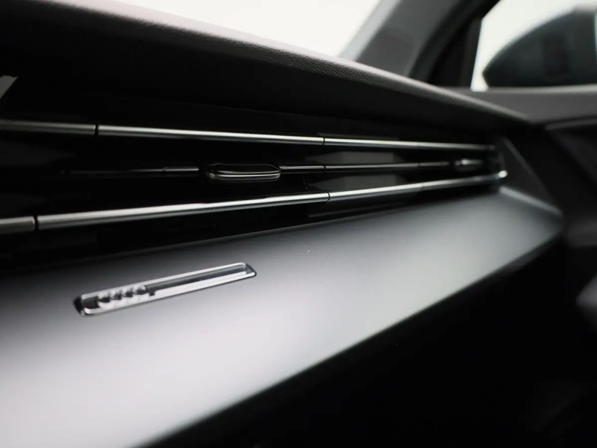 40 TFSI e Advanced edition | Adaptive cruise control | Dodehoekdetectie | Stoelverwarming | Achteruitrijcamera | Climate control | Trekhaak | Navigatie | Ledkoplampen | Audi sound system