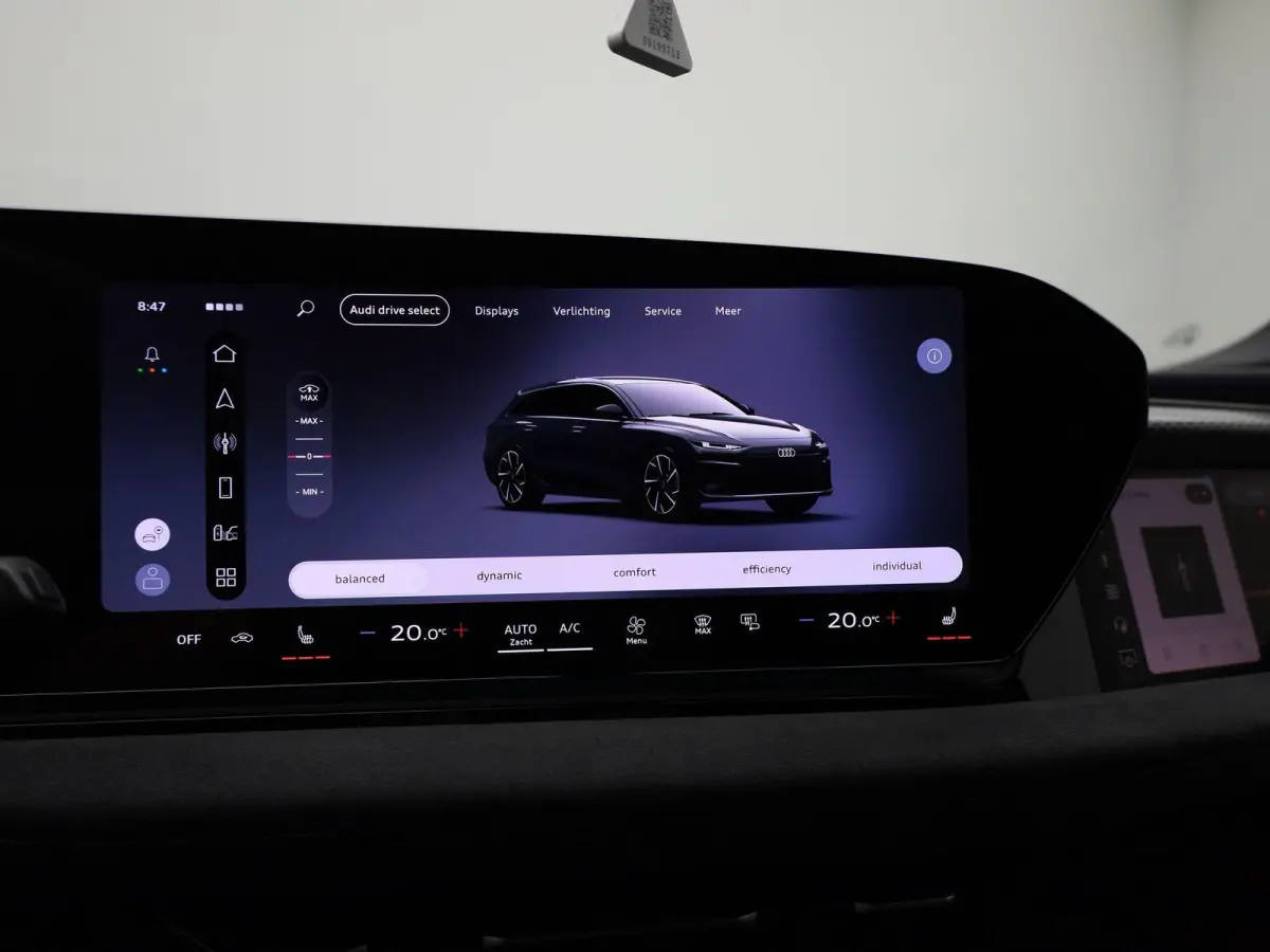 edition performance 100 kWh | Adaptive cruise control | Bang & Olufsen sound system | Luchtvering | 360 graden camera | Verwarmbaar stuurwiel | Head-up display | Stoelverwarming voor & achte