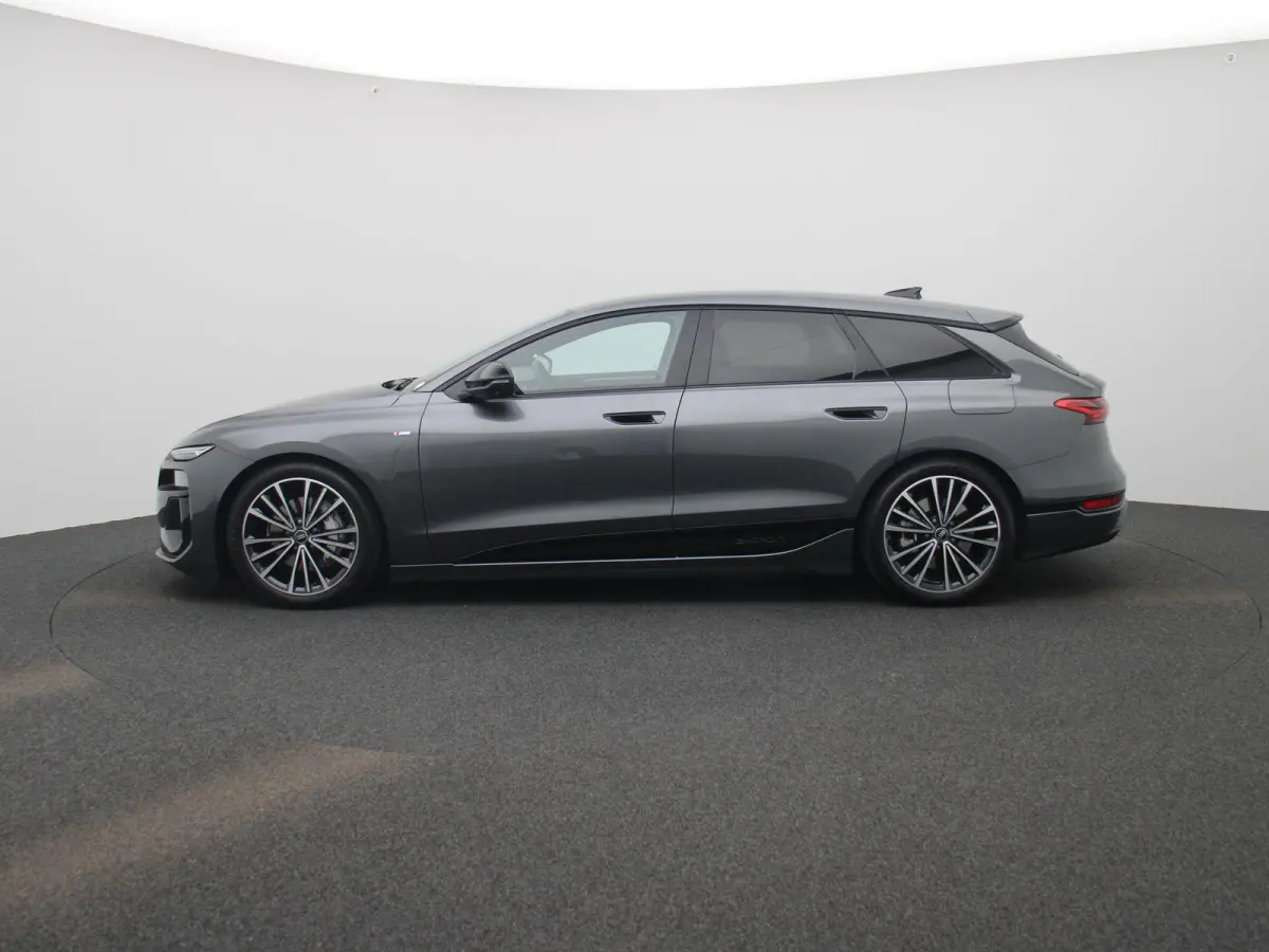 edition performance 100 kWh | Adaptive cruise control | Bang & Olufsen sound system | Luchtvering | 360 graden camera | Verwarmbaar stuurwiel | Head-up display | Stoelverwarming voor & achte