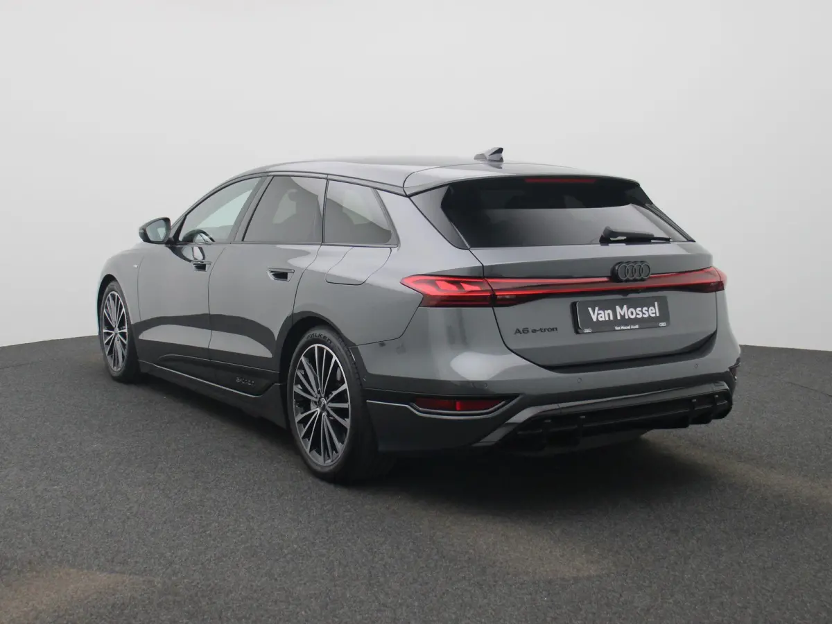 edition performance 100 kWh | Adaptive cruise control | Bang & Olufsen sound system | Luchtvering | 360 graden camera | Verwarmbaar stuurwiel | Head-up display | Stoelverwarming voor & achte