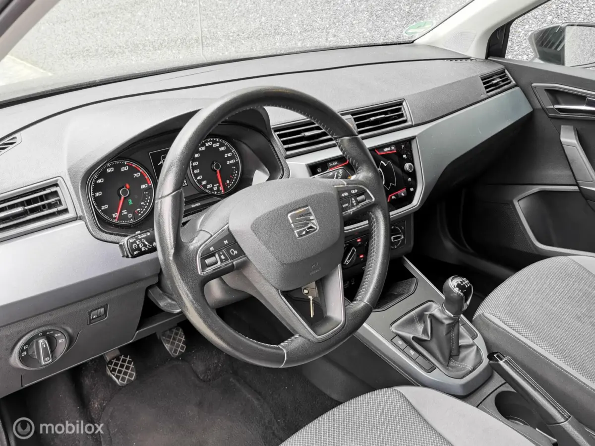 1.0 TGI STYLE/90PK/CAMERA/CARPLAY/DAB/CRUISE/PDC/