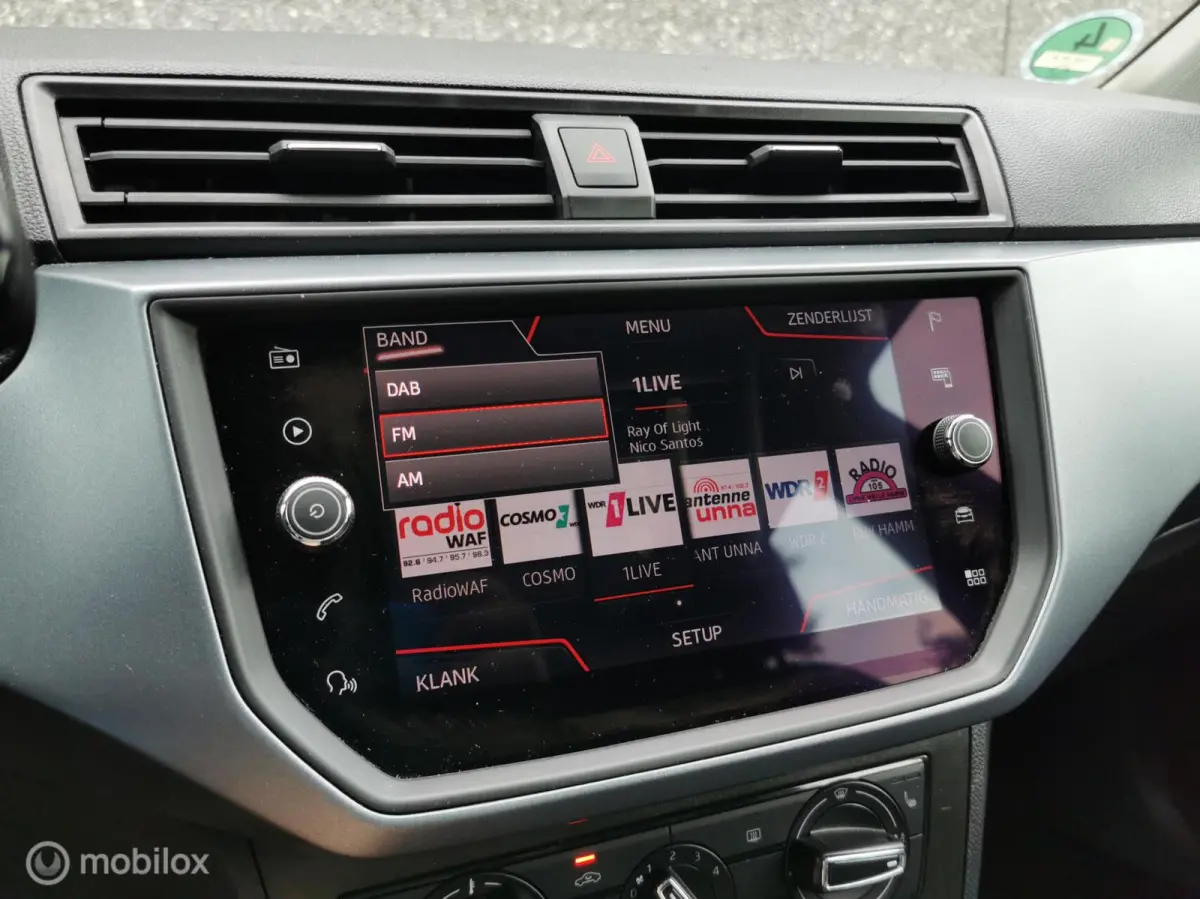 1.0 TGI STYLE/90PK/CAMERA/CARPLAY/DAB/CRUISE/PDC/