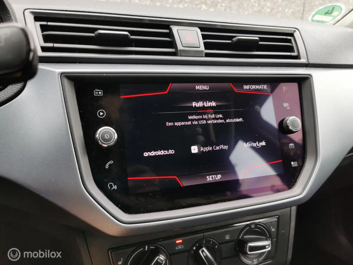 1.0 TGI STYLE/90PK/CAMERA/CARPLAY/DAB/CRUISE/PDC/