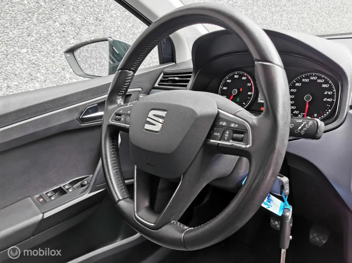 1.0 TGI STYLE/90PK/CAMERA/CARPLAY/DAB/CRUISE/PDC/