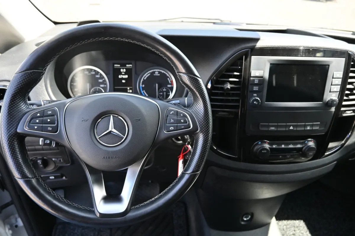 112 L2 66 kWh Distronic, Camera, Apple Carplay/Android Auto