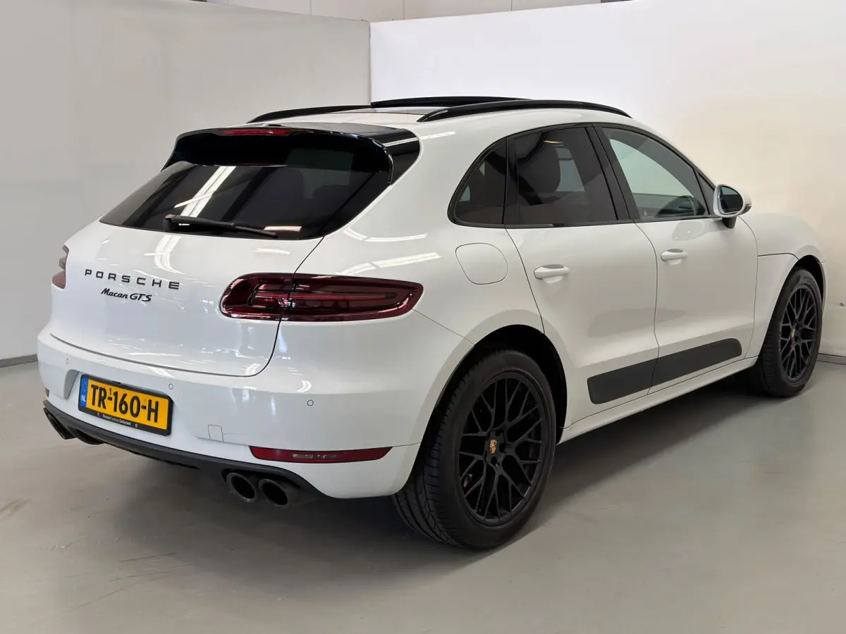 3.0 GTS / Pano / Luchtvering / Trekhaak