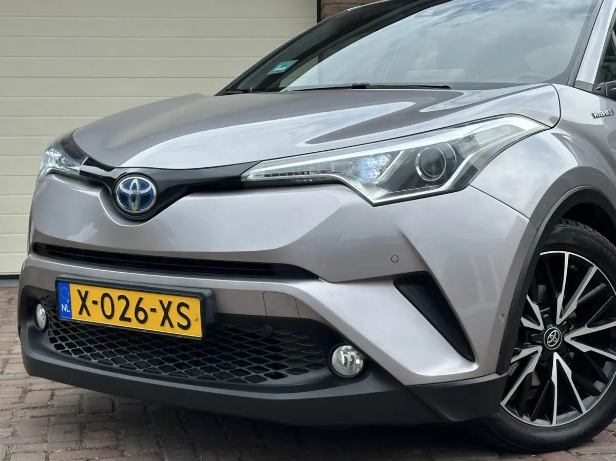 1.8 Hybrid Executive Adaptive Cruise Camera Lane Assist DAB Navi PDC