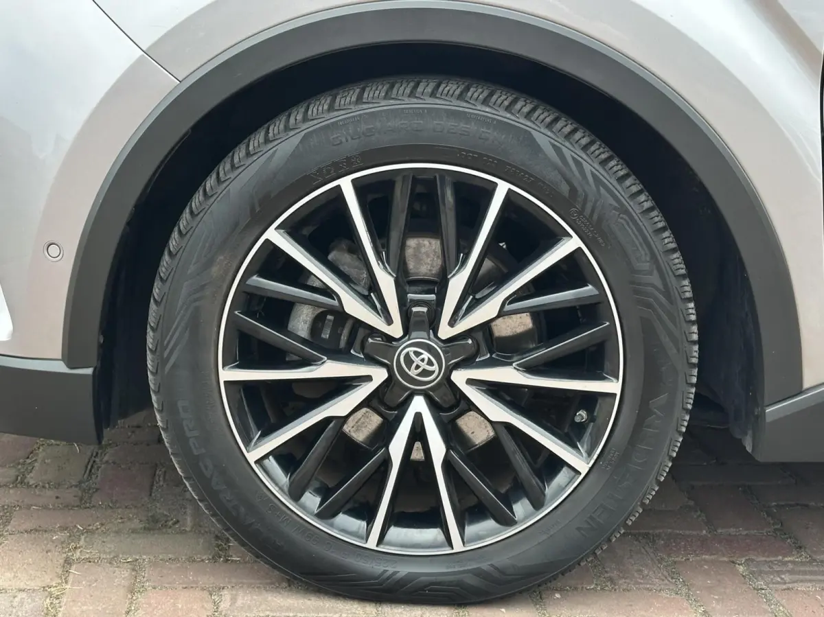 1.8 Hybrid Executive Adaptive Cruise Camera Lane Assist DAB Navi PDC