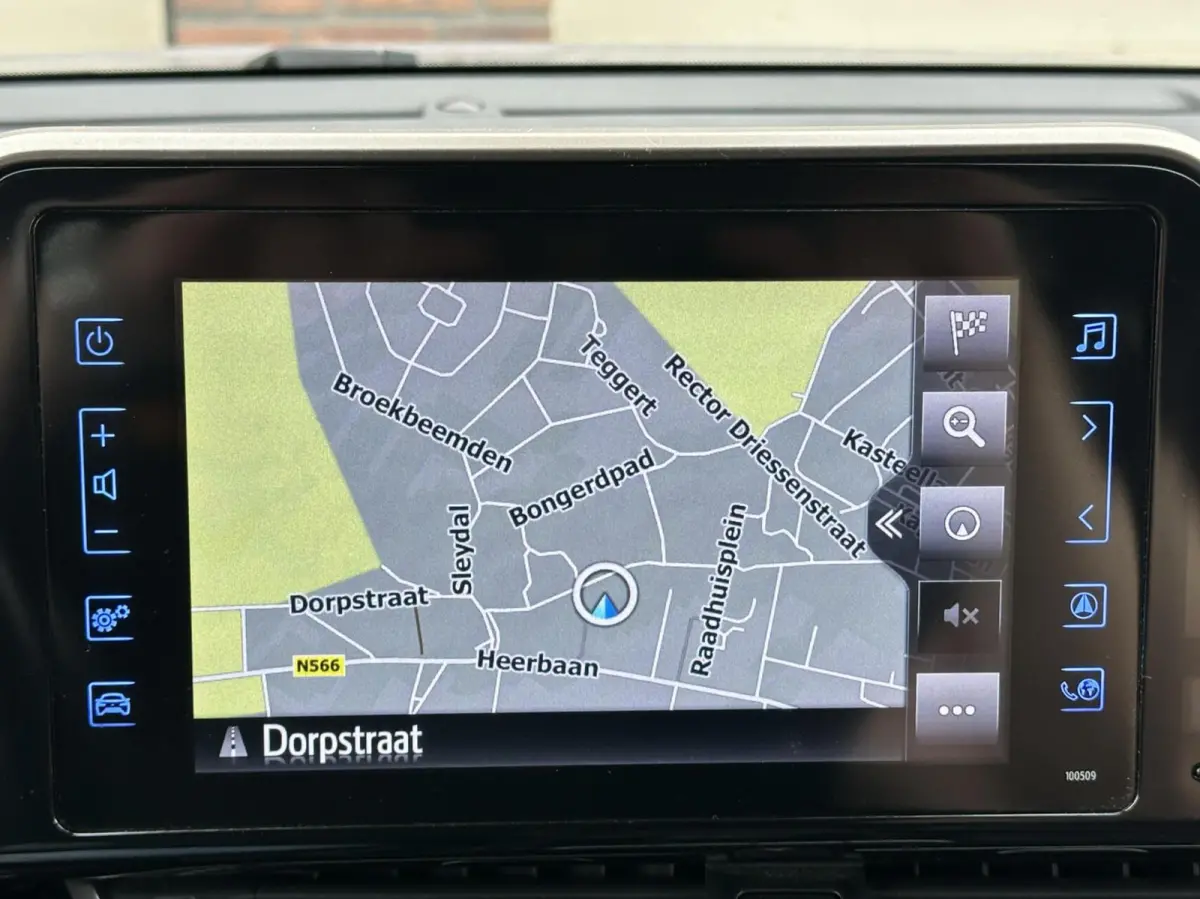 1.8 Hybrid Executive Adaptive Cruise Camera Lane Assist DAB Navi PDC