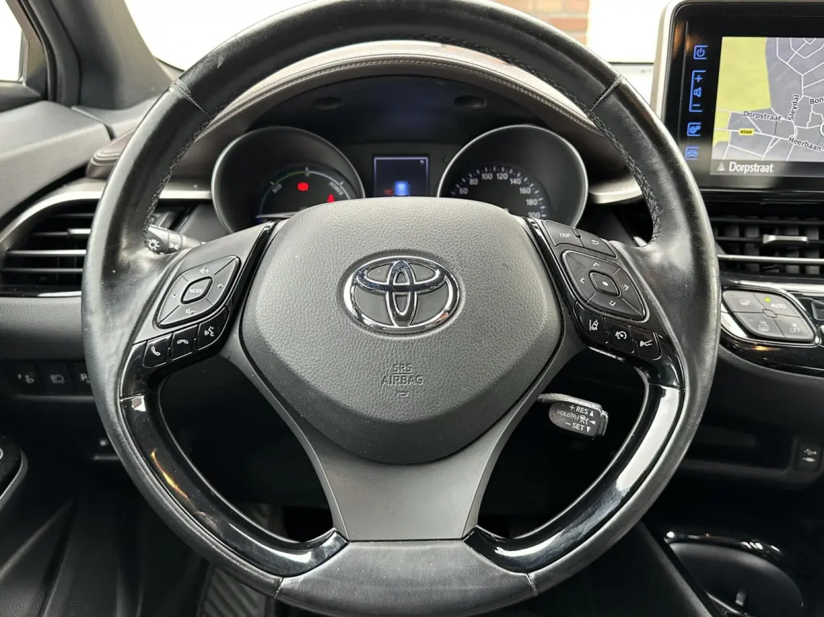 1.8 Hybrid Executive Adaptive Cruise Camera Lane Assist DAB Navi PDC