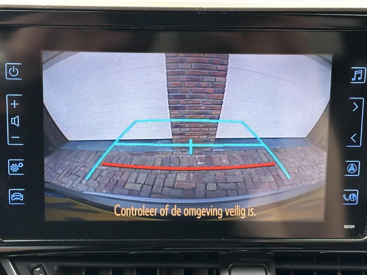 1.8 Hybrid Executive Adaptive Cruise Camera Lane Assist DAB Navi PDC