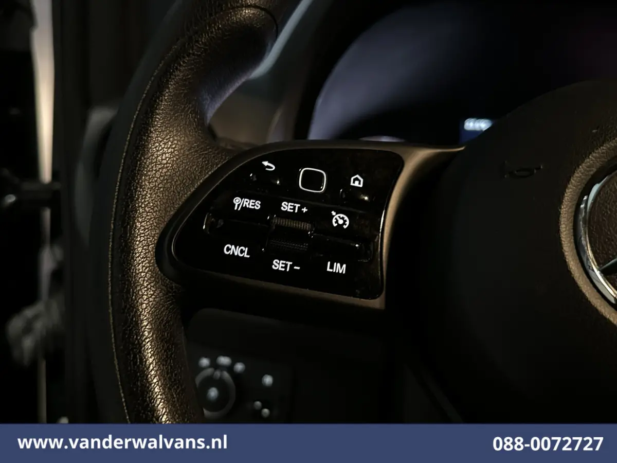 319 CDI 191pk 3.0L V6 L3H2 Euro6 Airco | Camera | Navigatie | Chauffeursstoel | Apple Carplay Cruisecontrol, Android Auto, Stoelverwarming, 270gr Achterdeuren, Bijrijdersbank