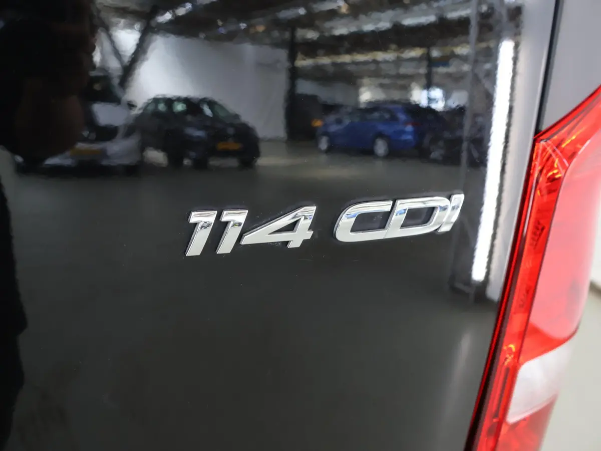 114 CDI | Aut. | Lang L2 | Parkeercamera | Carplay | 3-zits | Airco | Cruise Control | Certified