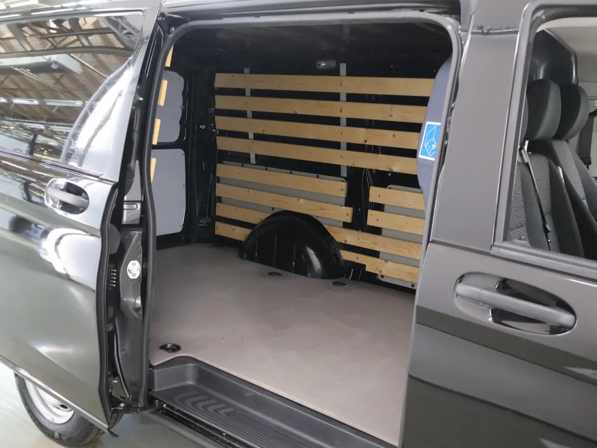 114 CDI | Aut. | Lang L2 | Parkeercamera | Carplay | 3-zits | Airco | Cruise Control | Certified