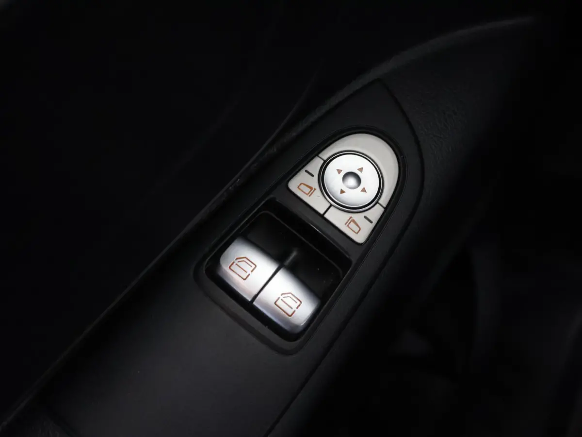 114 CDI | Aut. | Lang L2 | Parkeercamera | Carplay | 3-zits | Airco | Cruise Control | Certified