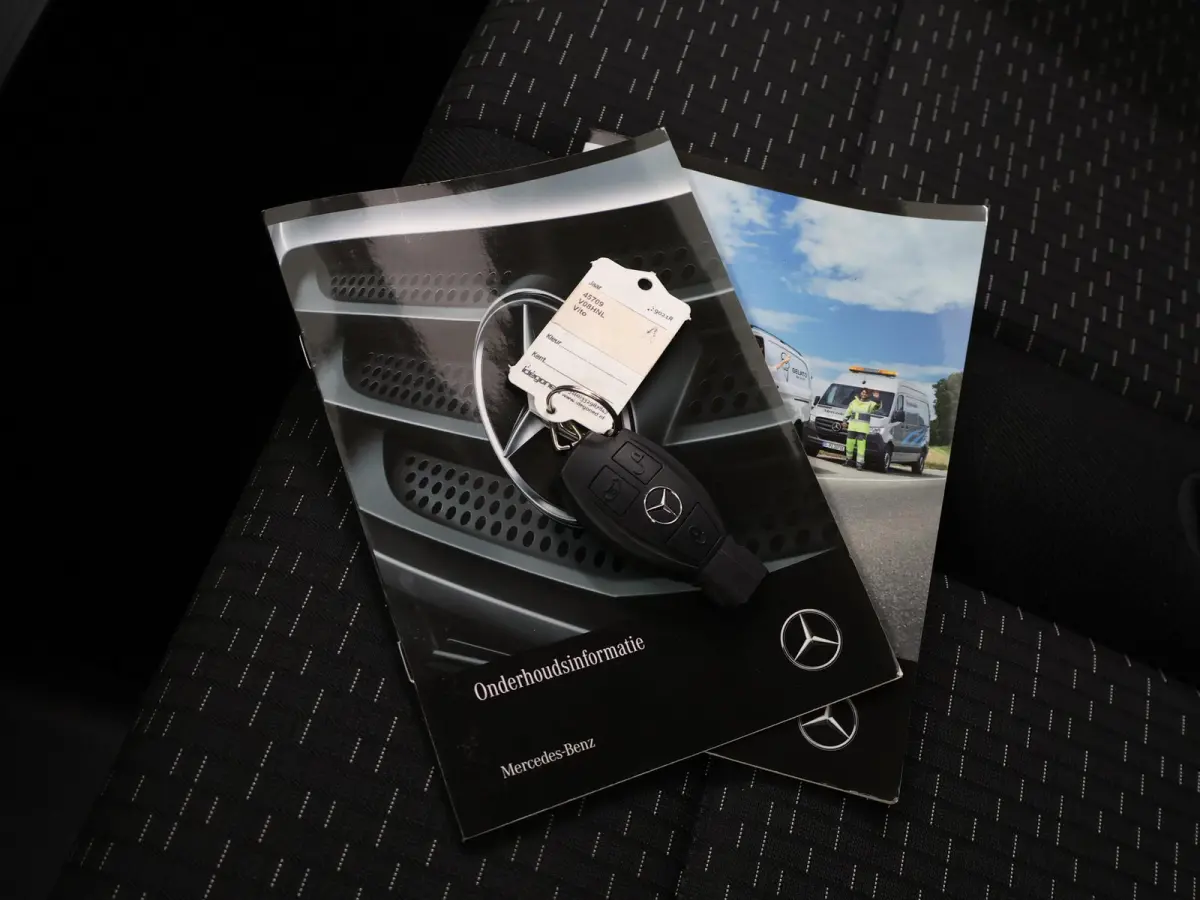 114 CDI | Aut. | Lang L2 | Parkeercamera | Carplay | 3-zits | Airco | Cruise Control | Certified