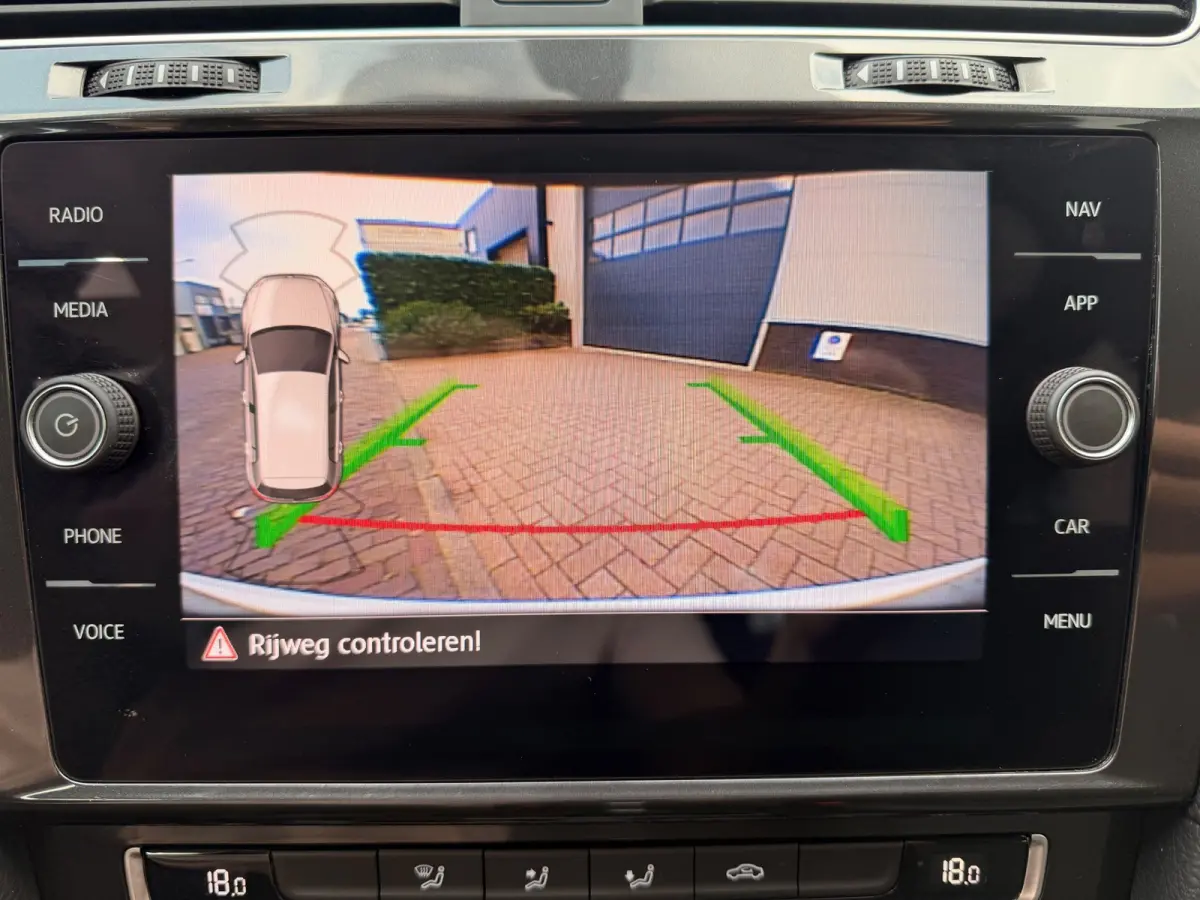 1.0 TSI 7,5 Comfortline/Automaat/Camera/Navi/Climate-c/Cruise-c/Pdc