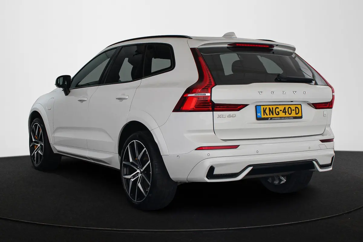 2.0 T8 Plug-in-hybrid AWD Polestar Engineered Bowers & Wilkins Panoramadak