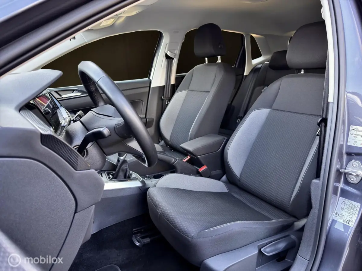 1.0 MPI | Stoelverwarming | CarPlay | Draadloos Laden