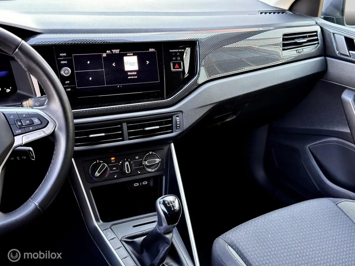1.0 MPI | Stoelverwarming | CarPlay | Draadloos Laden