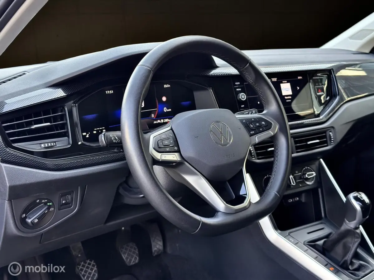 1.0 MPI | Stoelverwarming | CarPlay | Draadloos Laden