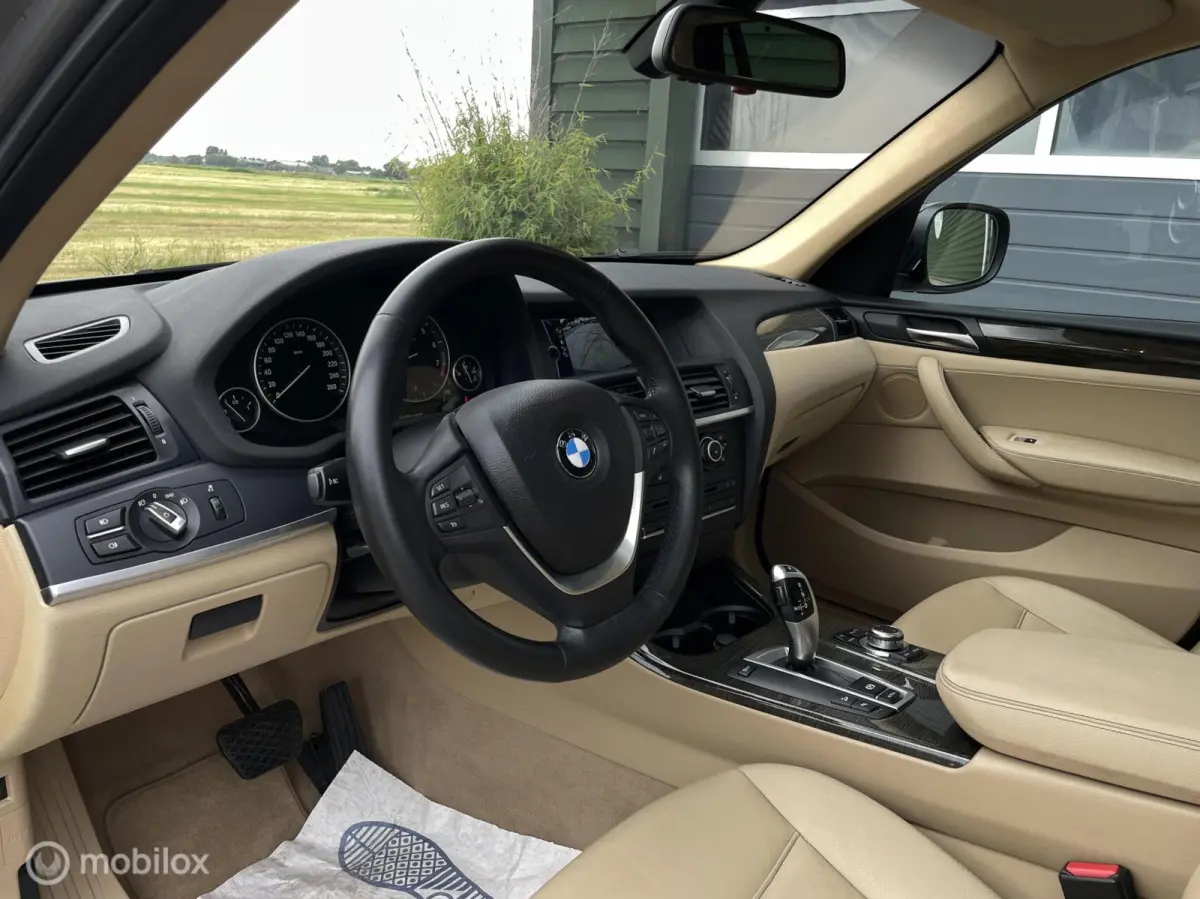 xDrive35i High Executive / LEDER / CAMERA / PANORAMA