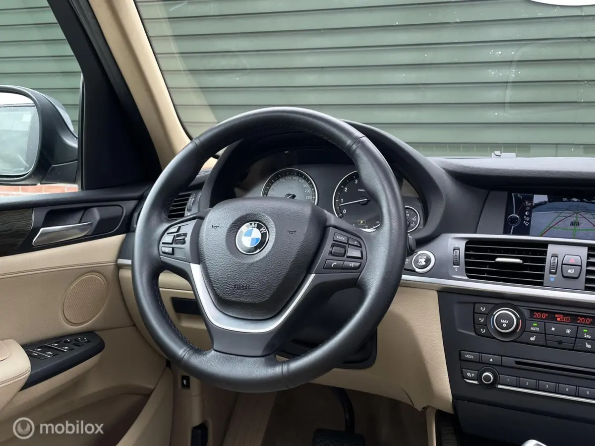 xDrive35i High Executive / LEDER / CAMERA / PANORAMA